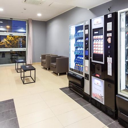 Camplus Mazzini Aparthotel Bologna Exteriör bild